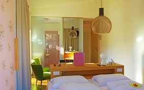 Im Zimmer "Azalea" - Foto: Ingo Wandmacher